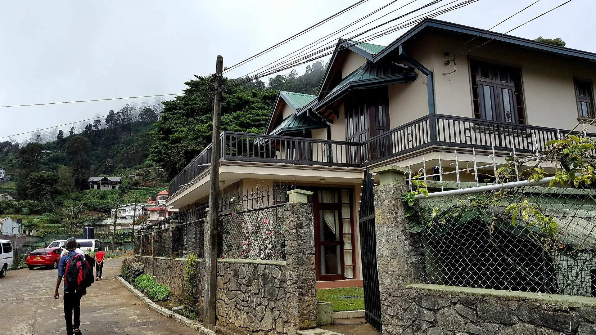 Amazing Family Home Labugolla Sri Lanka